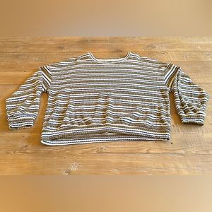 Size S Long-sleeve shirt by Lush